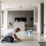 Rivestimenti in resina: guida completa 2025 per casa e interni